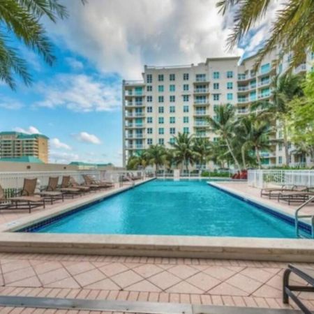 Apartment In Casa Costa Condo!Beach Pass Included Boynton Beach Buitenkant foto