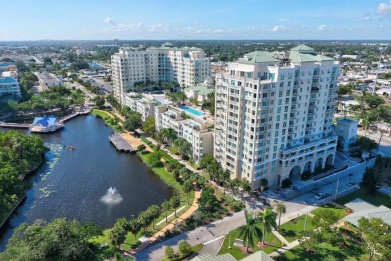 Apartment In Casa Costa Condo!Beach Pass Included Boynton Beach Buitenkant foto
