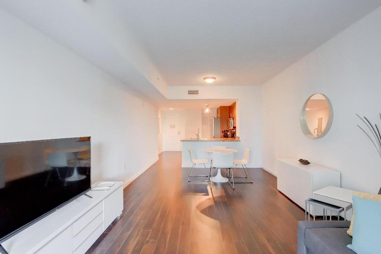Apartment In Casa Costa Condo!Beach Pass Included Boynton Beach Buitenkant foto